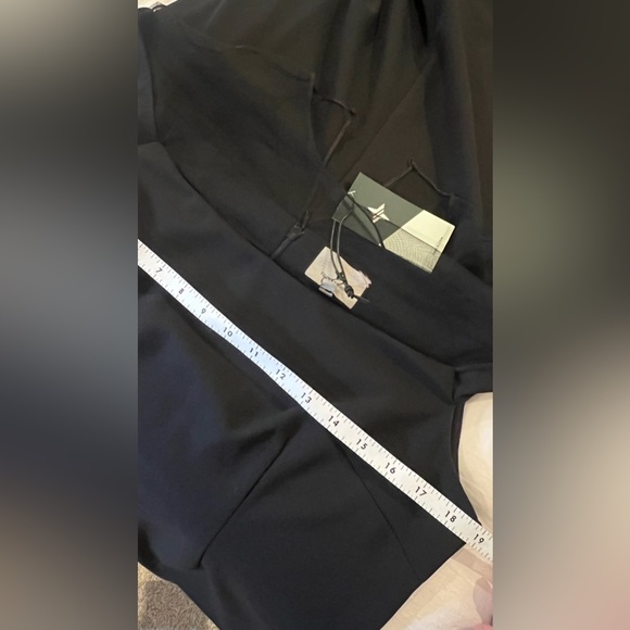 TUCKERNUCK Black Estelle Cape Dress - Picture 4 of 12